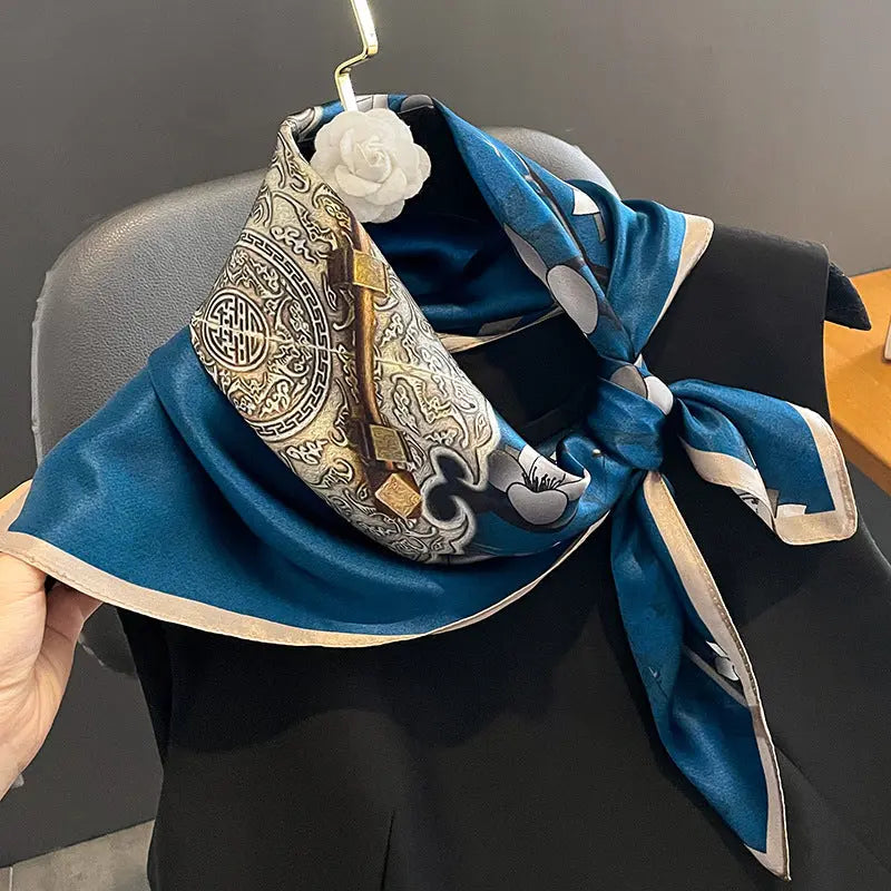 Carré de Soie - ADA - Coeur de Foulard