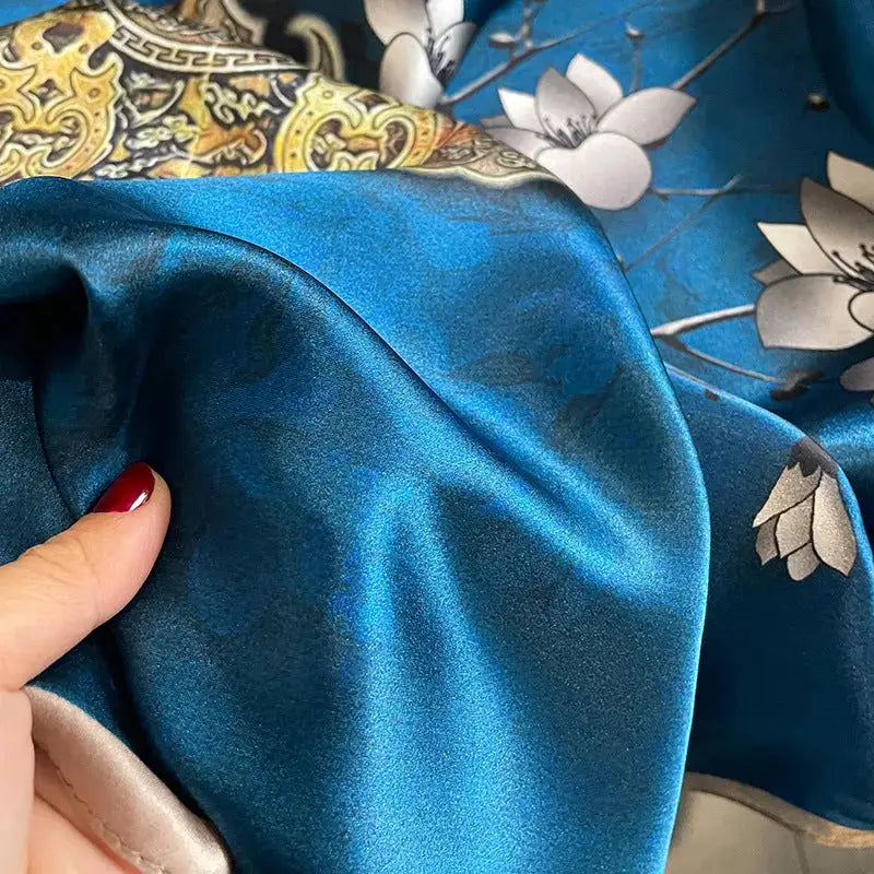 Carré de Soie - ADA - Coeur de Foulard