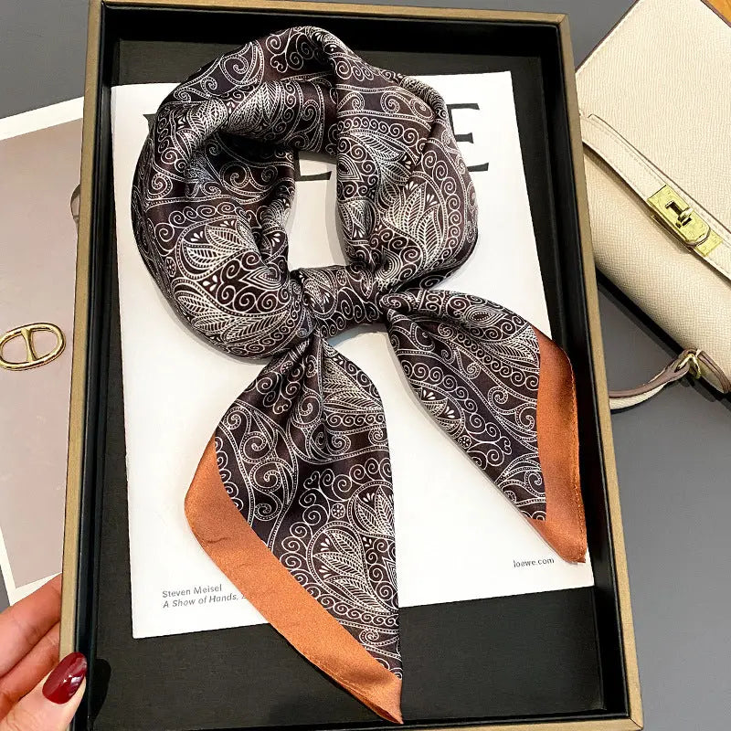 Carré de Soie - ELIN - Coeur de Foulard