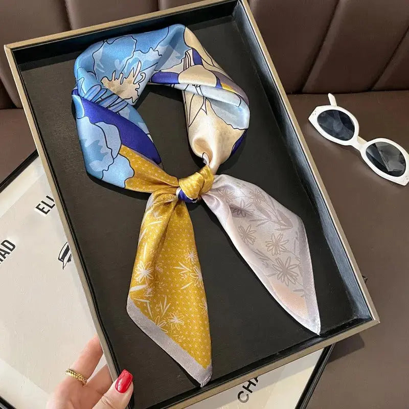 Carré de Soie - ISOKO - Coeur de Foulard