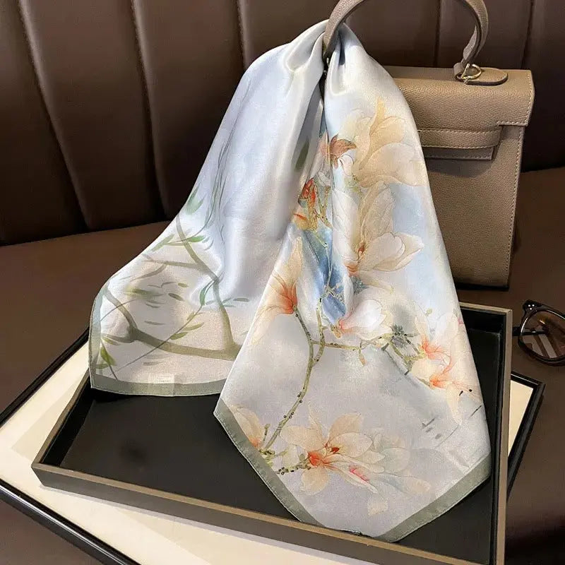 Carré de Soie - KIMIKO - Coeur de Foulard