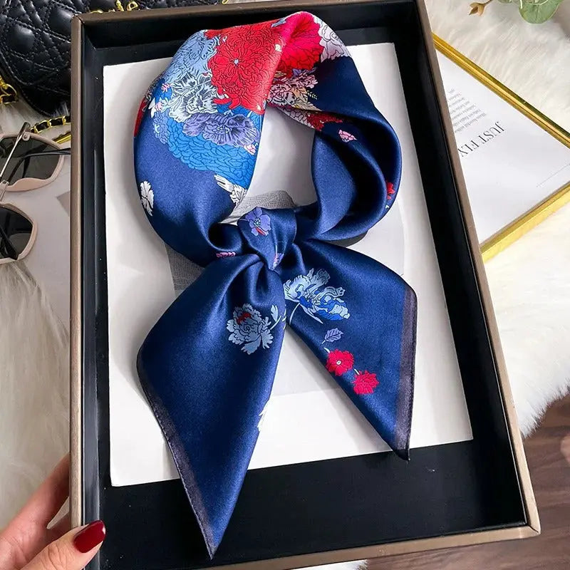 Carré de Soie - LIVIA - Coeur de Foulard