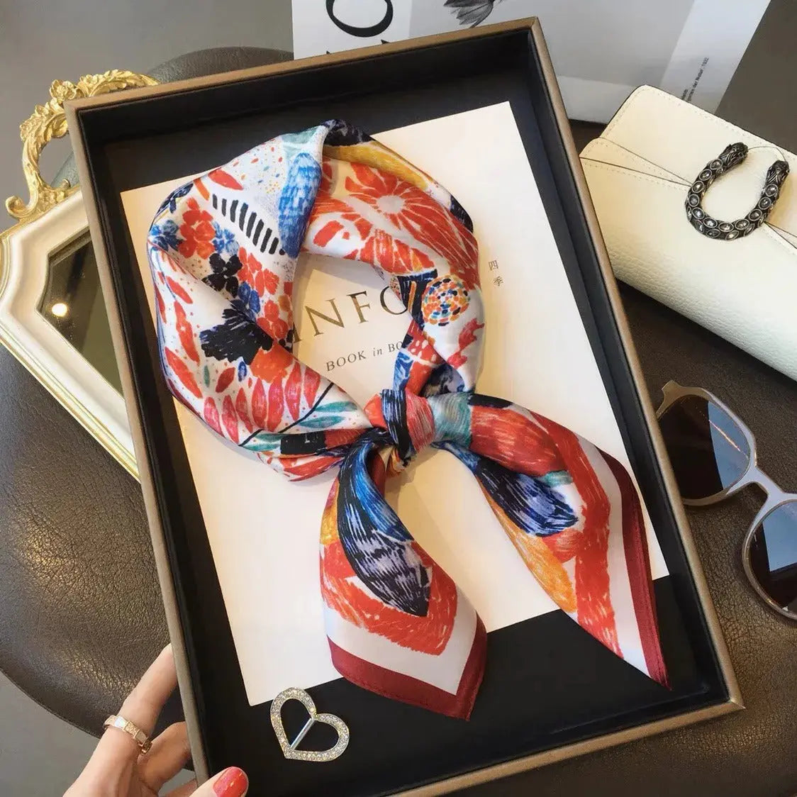 Foulard carré AINO - Coeur de Foulard