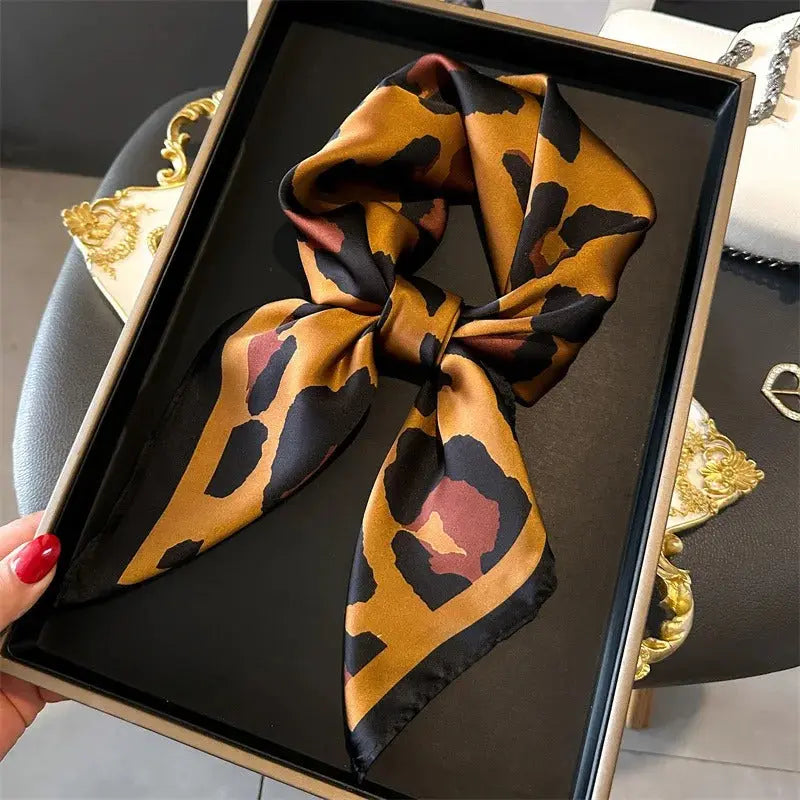 Foulard carré CECILIA - Coeur de Foulard