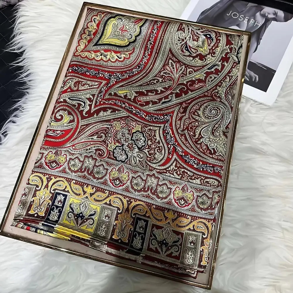 Foulard Carré Soie Femme ALBANE blanc3 - Coeur de Foulard