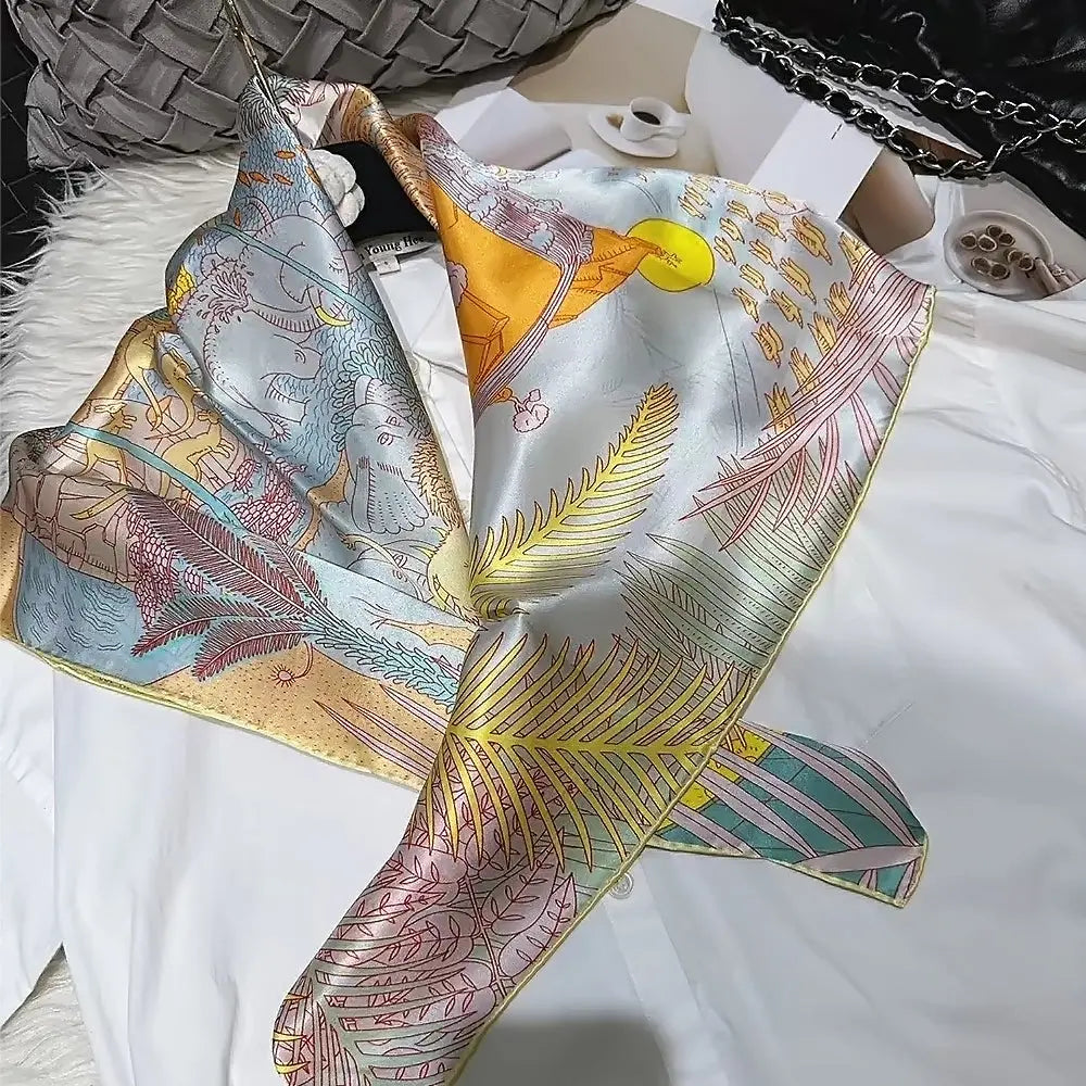 Foulard Carré Soie Femme CLEMENCE blanc3 - Coeur de Foulard