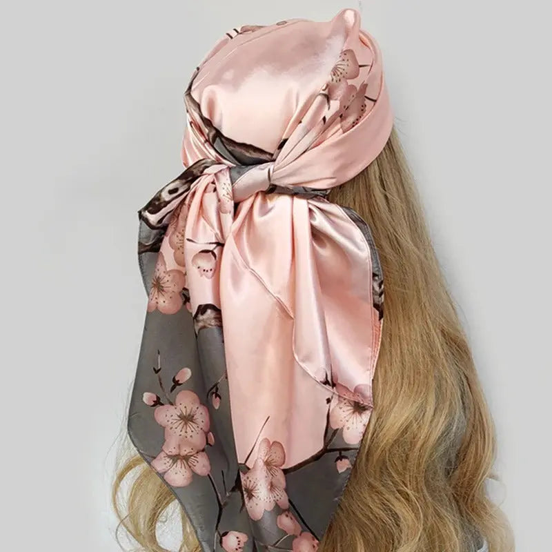 Foulard Cheveux Femme Carré Rose à motifs Francoise Coeur de Foulard