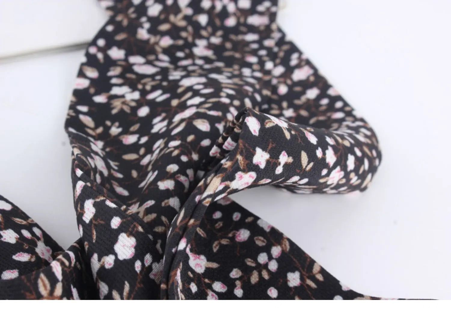 Ceinture foulard noire petites fleurs Ma boutique