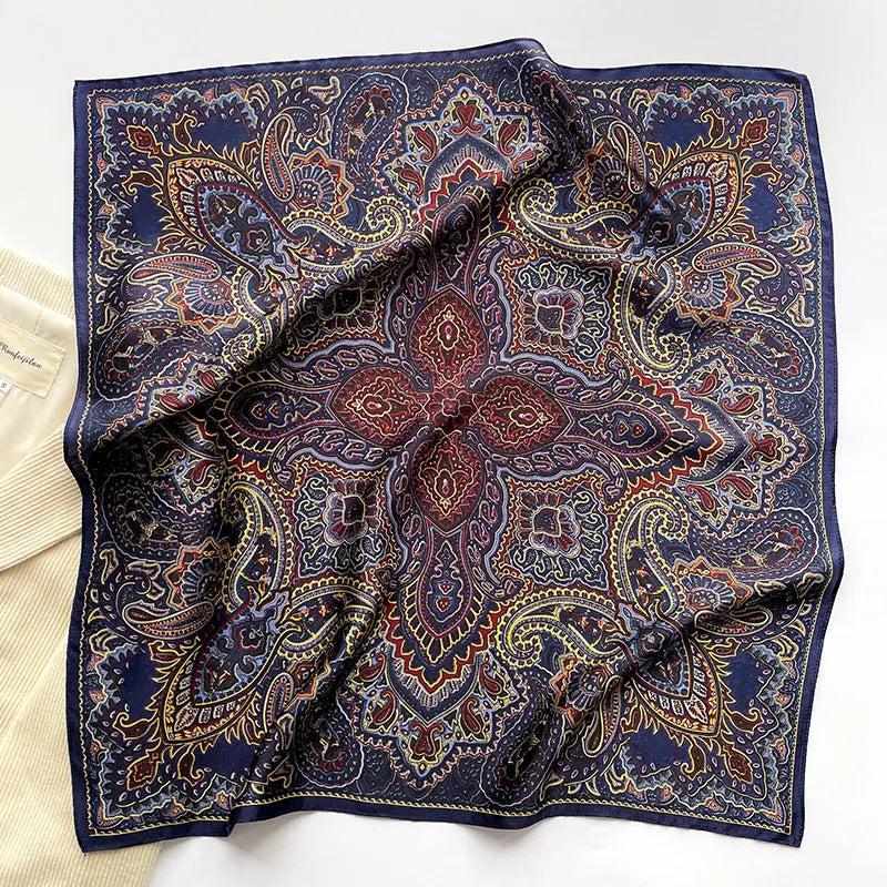Carré de Soie - ALFHILD - Coeur de Foulard