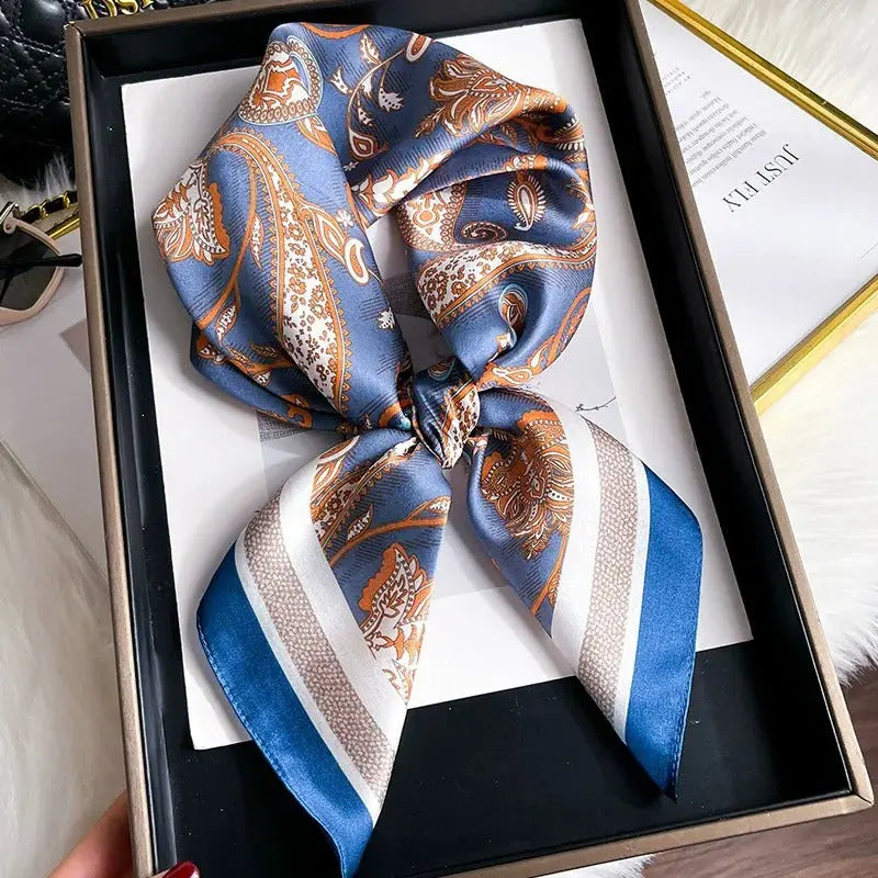 Carré de Soie - ISELIN - Coeur de Foulard