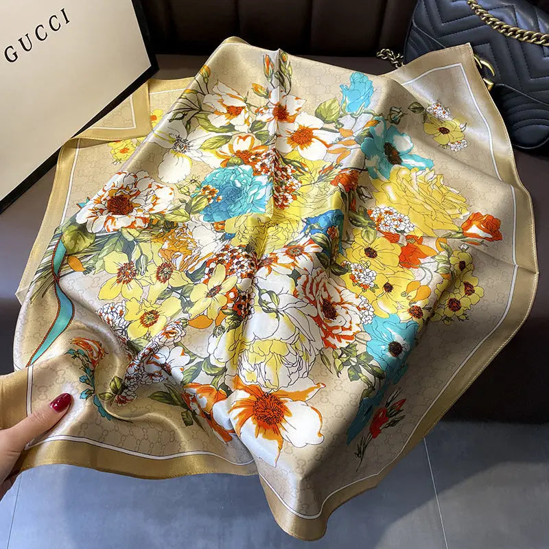 Carré Soie - ANNOCHKA - Coeur de Foulard