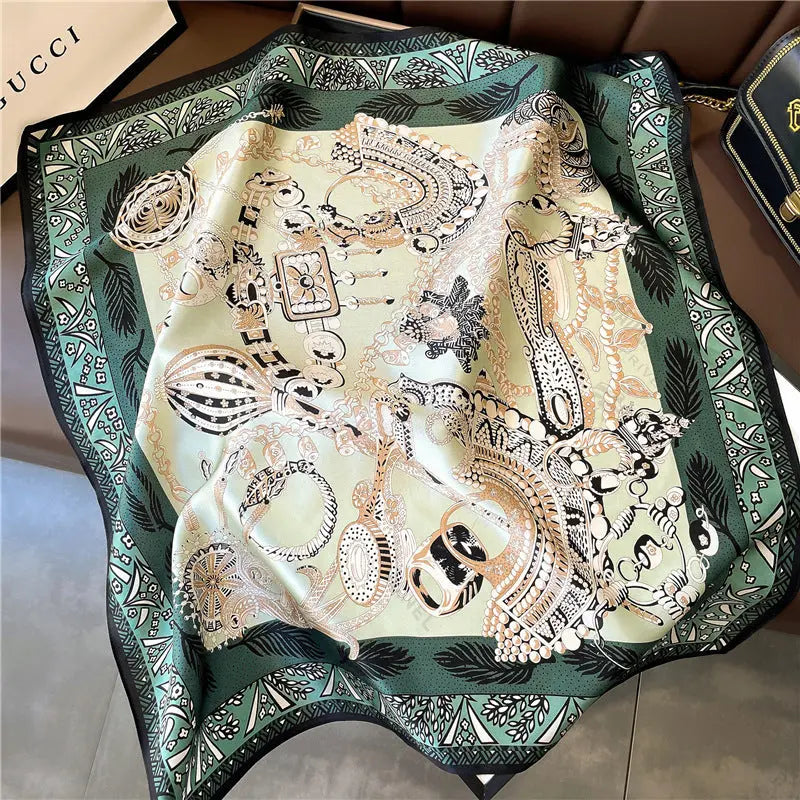 Carré Soie - BOLESLAVA - Coeur de Foulard